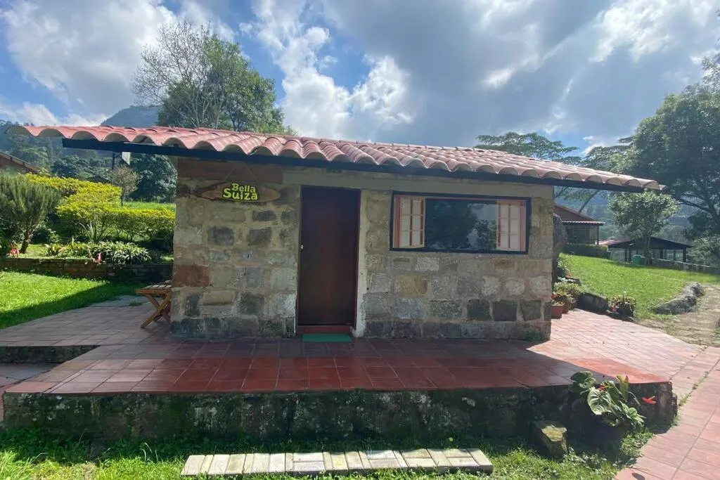 Image of Confortable cabaña para que disfrute con su pareja