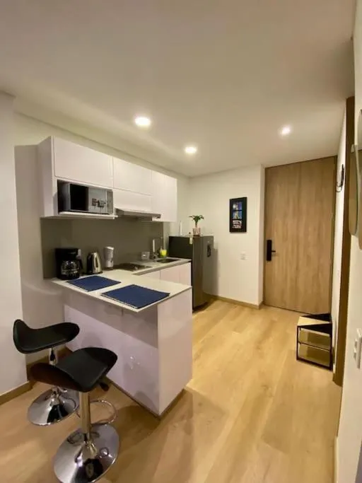 Image 4 of Cozy Loft 14th-Floor for 4 in the heart of Bogotá