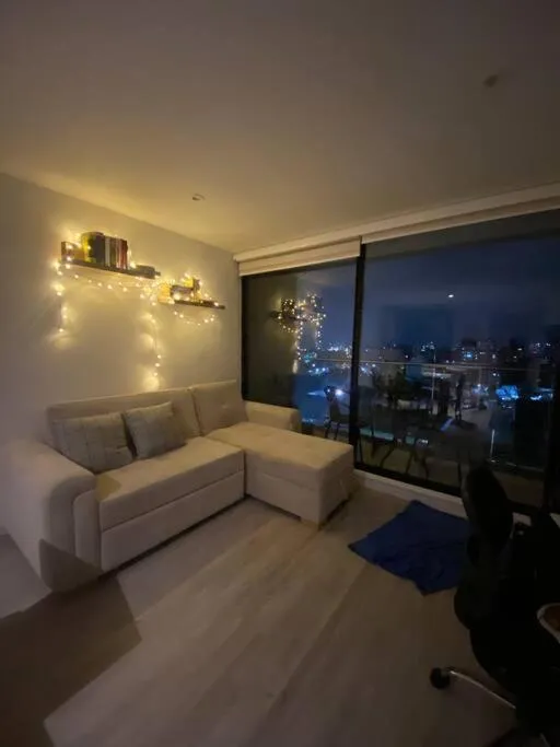 Image 5 of Cozy flat in Financial District!