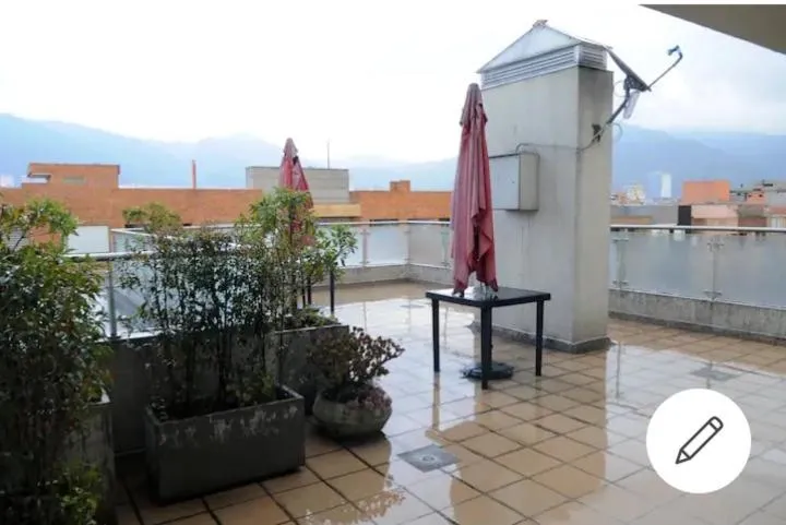 Image 2 of HERMOSO APARTAMENTO EN LA MEJOR Zona DE Bogotá 502