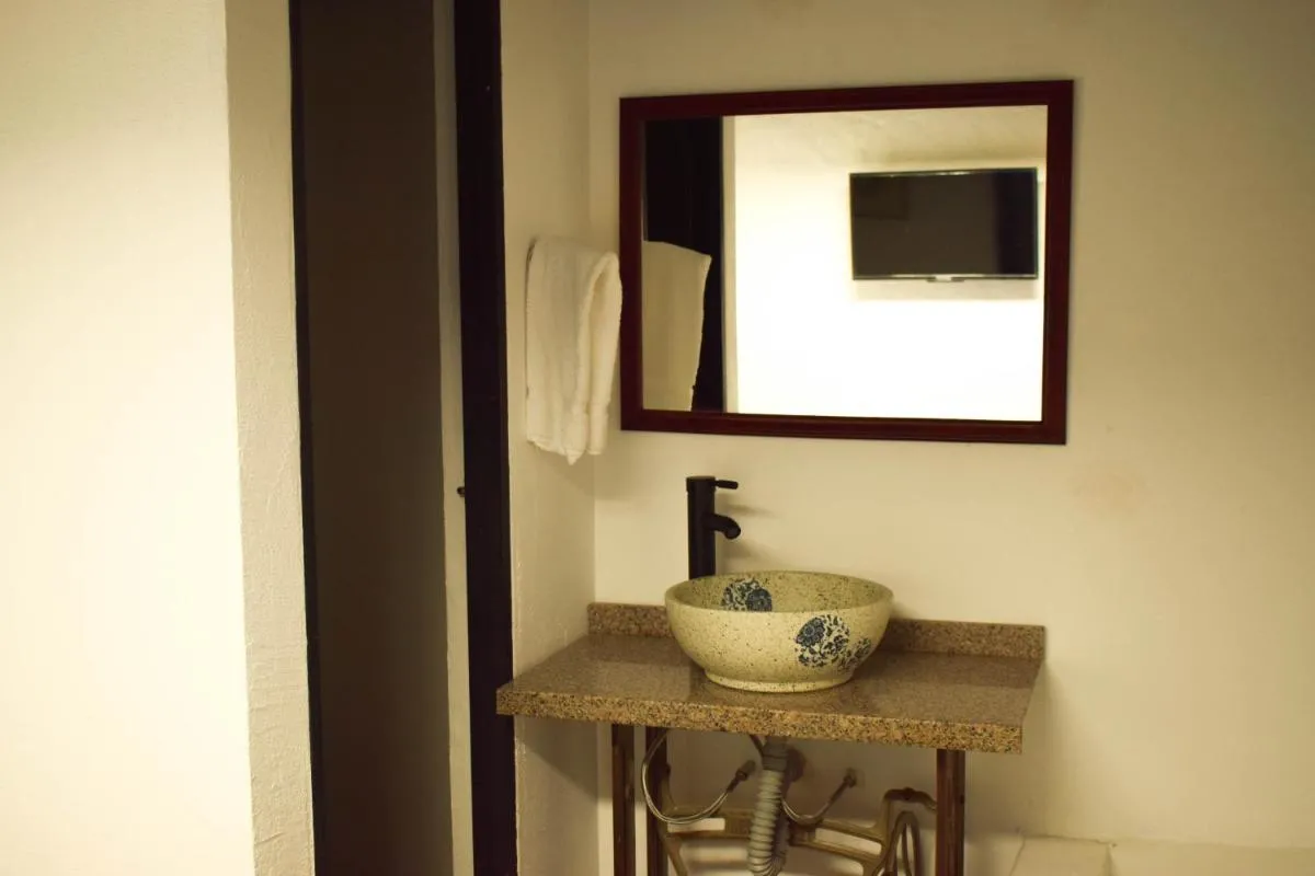 Image 1 of HOTEL CHORRO DE LUZ