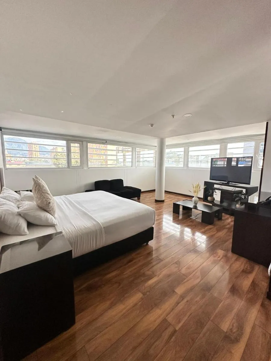 Image 3 of HOTEL SHERIDAN BOGOTA