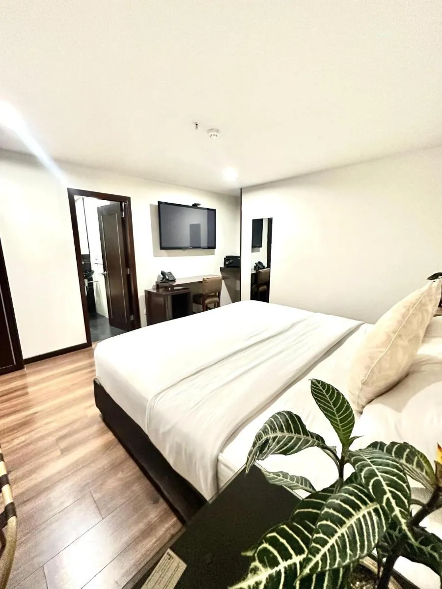 Image 2 of HOTEL SHERIDAN BOGOTA