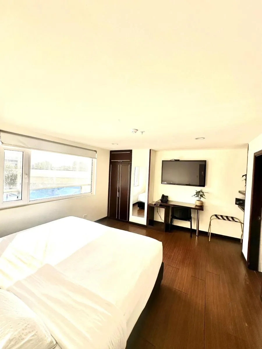 Image 1 of HOTEL SHERIDAN BOGOTA
