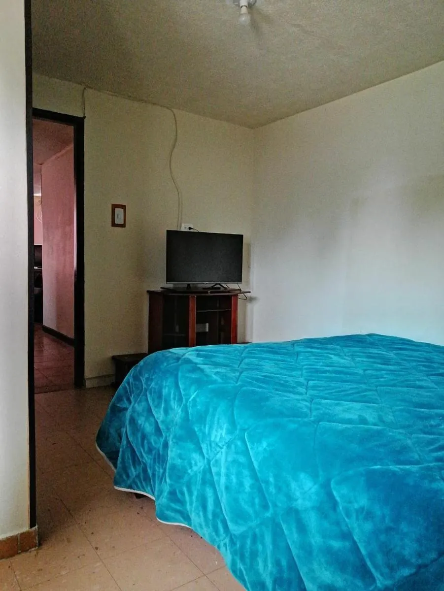 Image 5 of Habitación acogedora