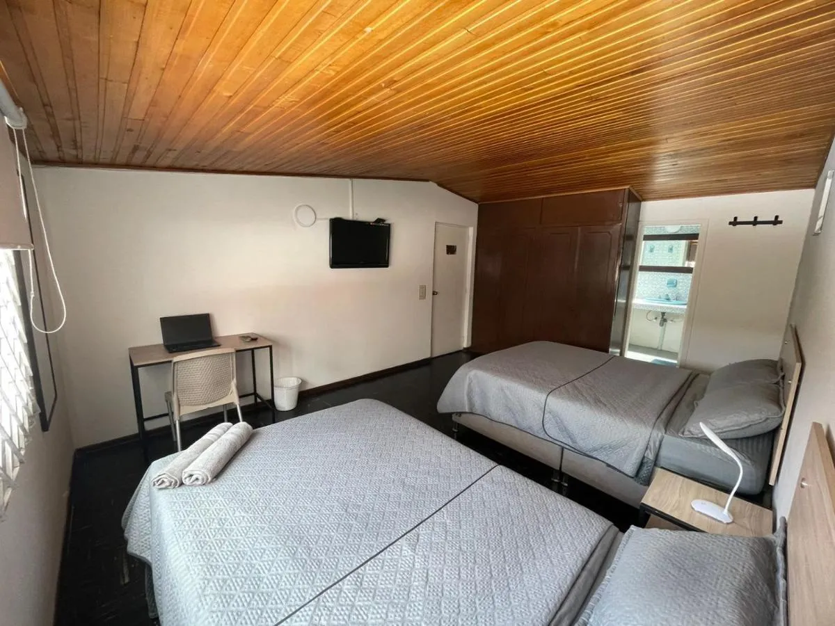 Image 6 of Hostel Av Suba 116