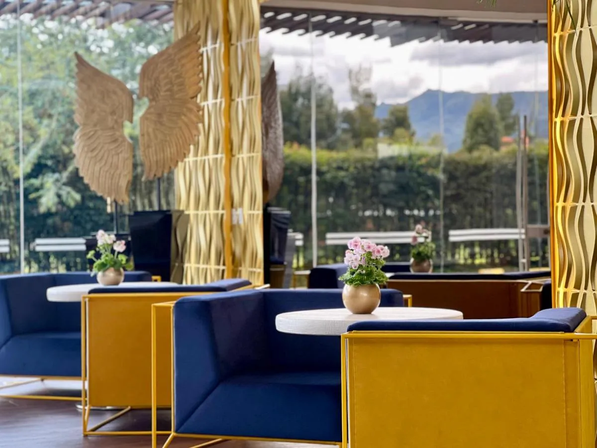 Image 2 of Hotel Sabana Park