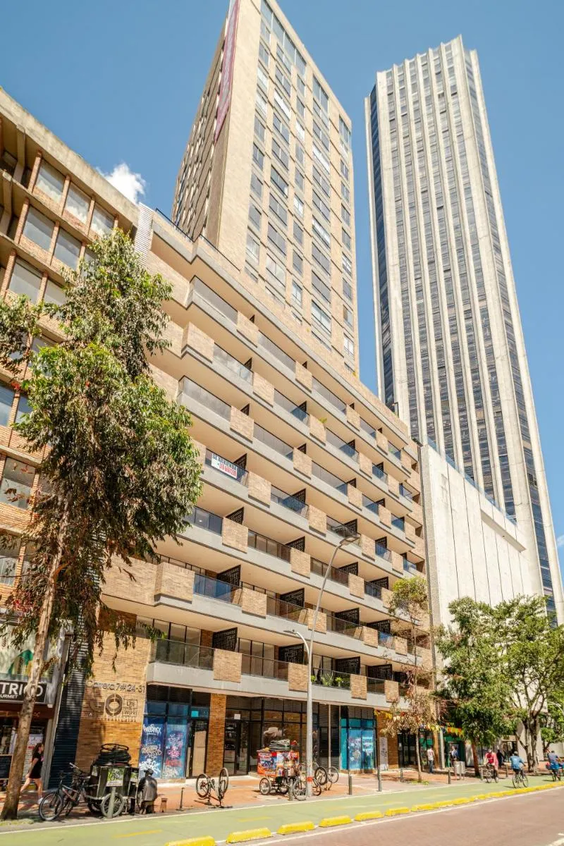 Image 5 of Loft moderno con vista al centro y Monserrate