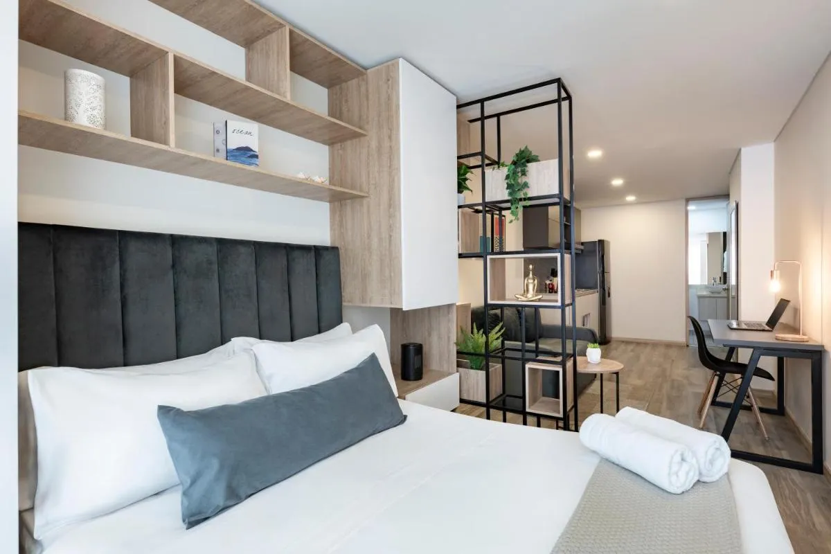 Image 3 of Modern Loft in 85 st
