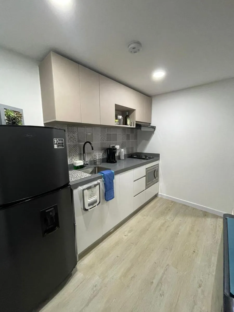 Image 4 of Moderno studio cerca a Unicentro