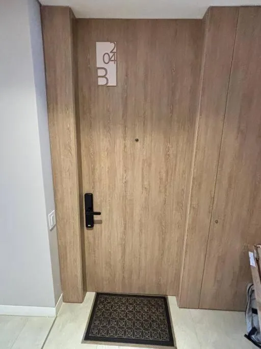 Image 2 of Petit Loft 204B