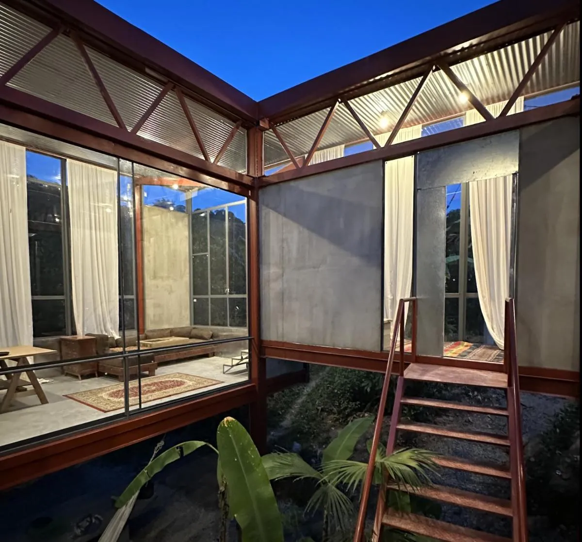 Image 3 of Red art house en reserva natural