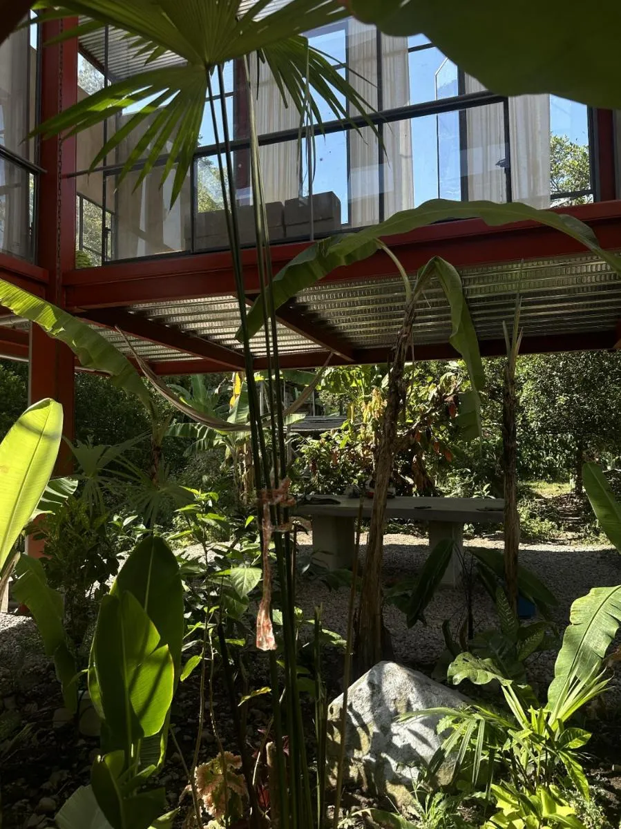 Image 5 of Red art house en reserva natural