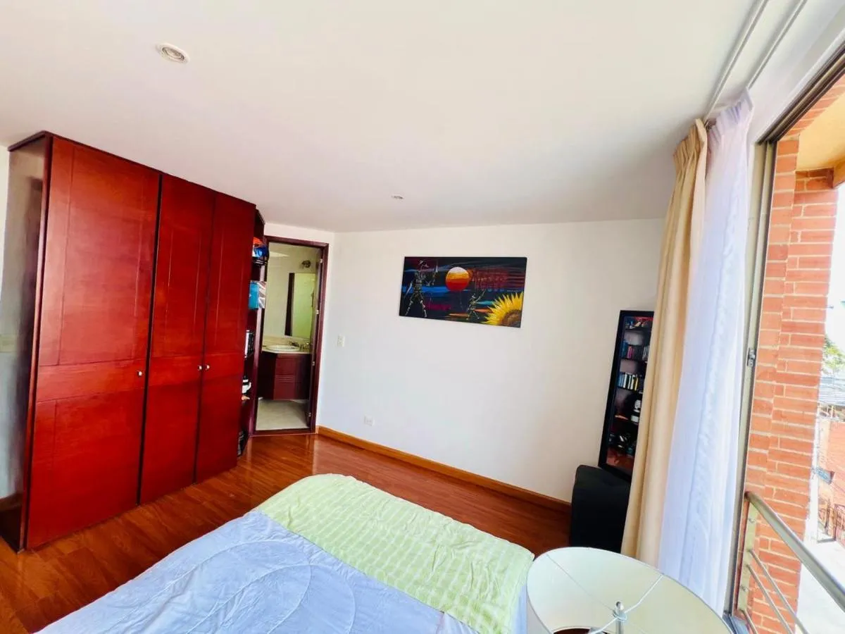 Image 2 of Room next to UNICENTRO