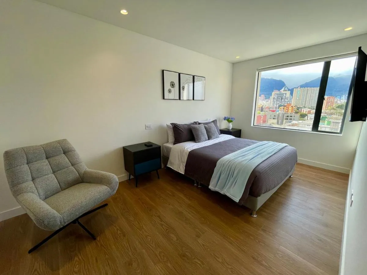Image 2 of Spaceful apartment near Corferias Mountain View 3 hab- 804A