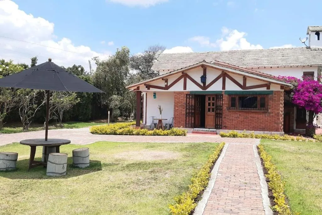 Image 2 of Spain style country house in Cajica