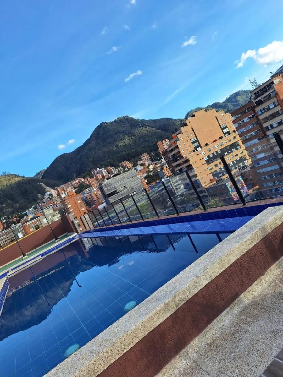 Image 3 of Suite con piscina Chapinero 621