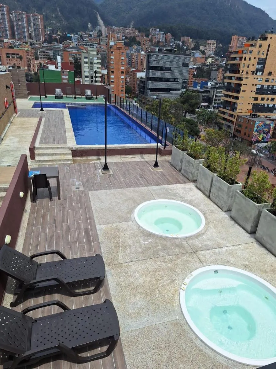 Image 5 of Suite con piscina Chapinero 621