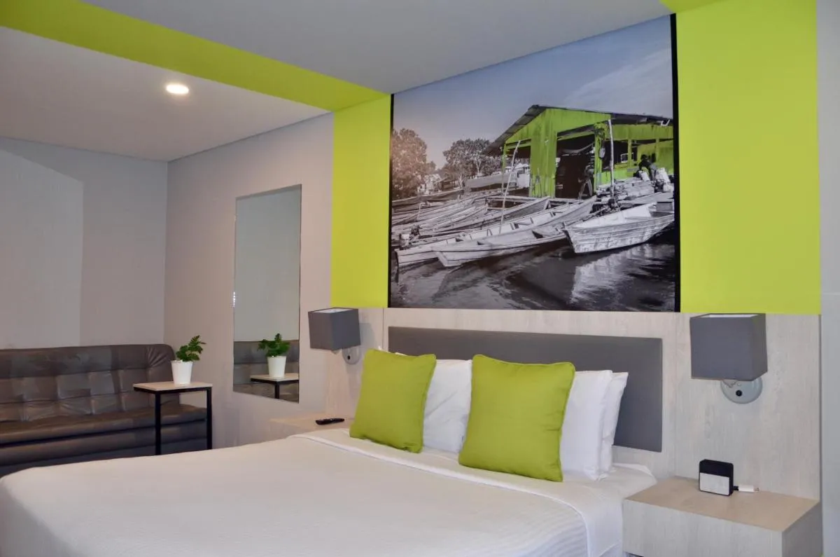 Image 1 of Suites Home 118 By SHG