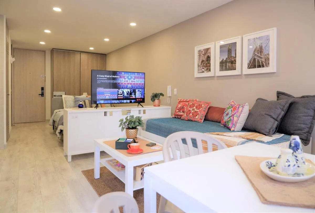 Image 4 of The Petit Flat – Bright & stylish studio apartment near Unicentro