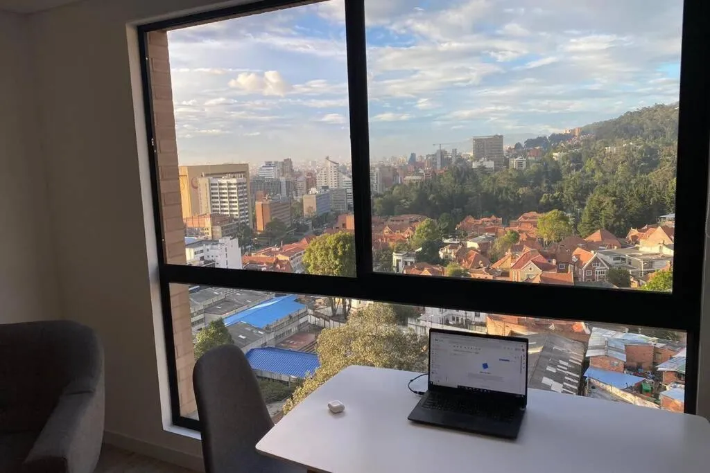Image 2 of Top of the World in Bogota
