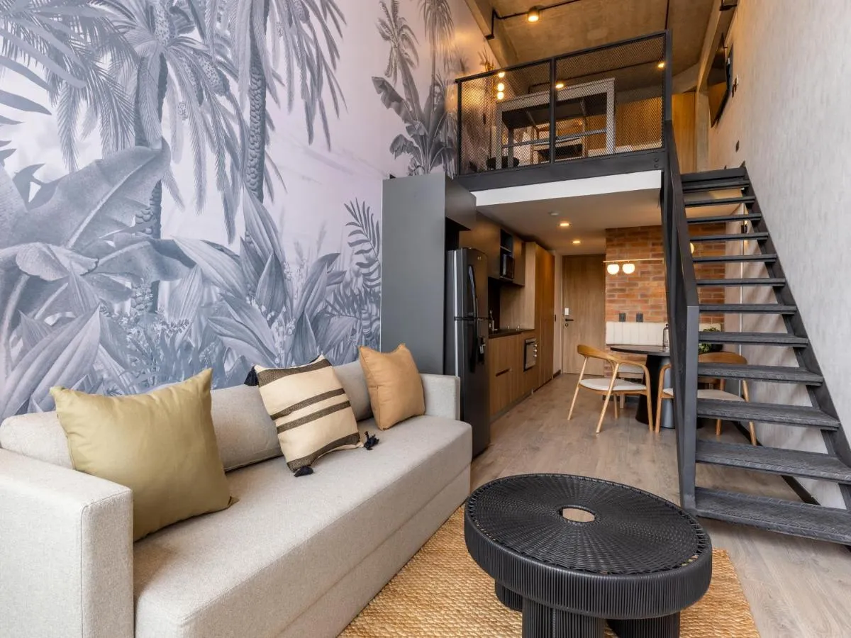 Image 6 of Wynwood House Polo