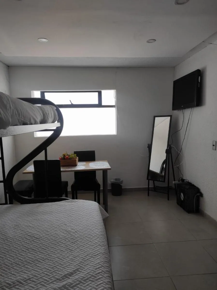 Image 2 of apartaestudio calle 100