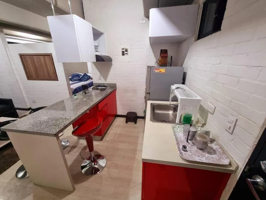 Image 2 of apto moderno chapinero
