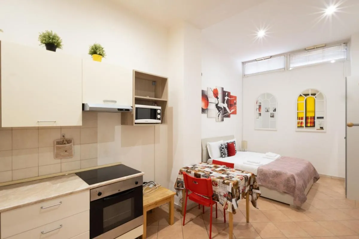 Image 3 of 13- Tourist House Bologna Pratello – Self check-in