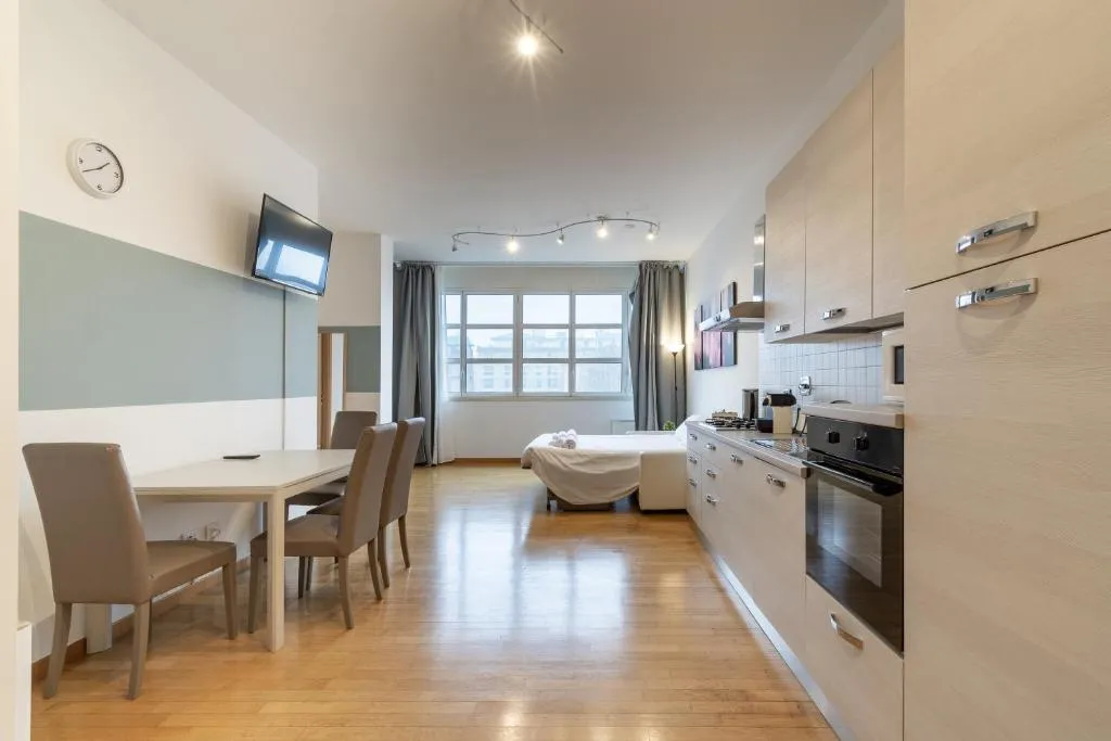 Image of 4 Star Family & Friends Apt – Self Check-in