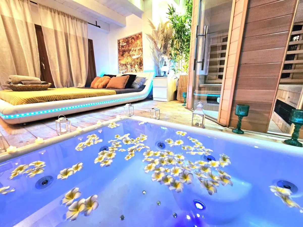 Image 2 of AMA Esclusive SPA Bologna