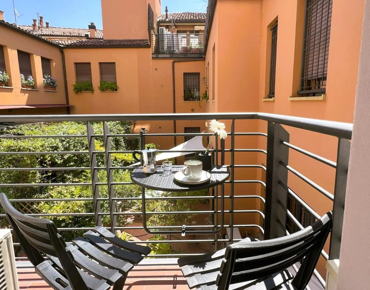 Image 2 of Alfea Suite