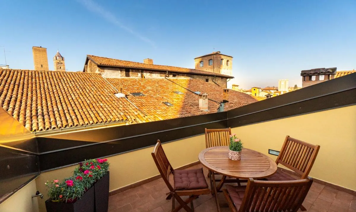 Image 5 of Asinelli Panoramic Rooftop, In front of the Two Towers
