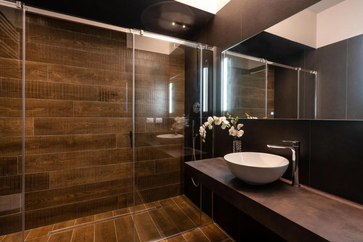 Image 2 of Astoria Boutique Apartments