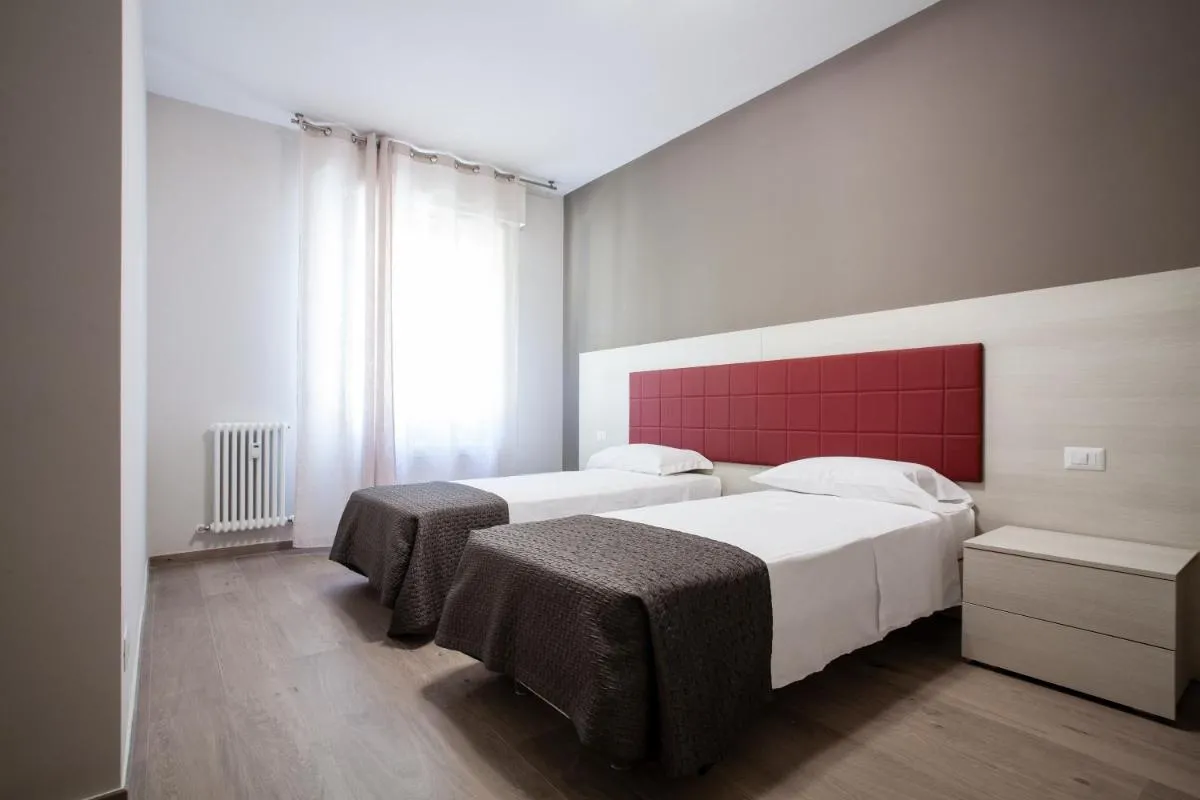 Image 1 of Astoria Suite Apartments