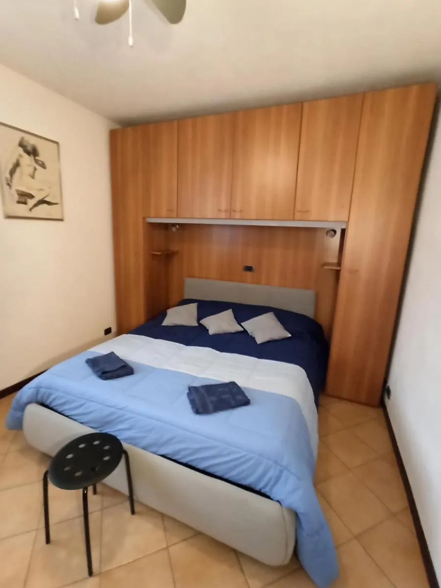 Image 1 of B&B Number 9