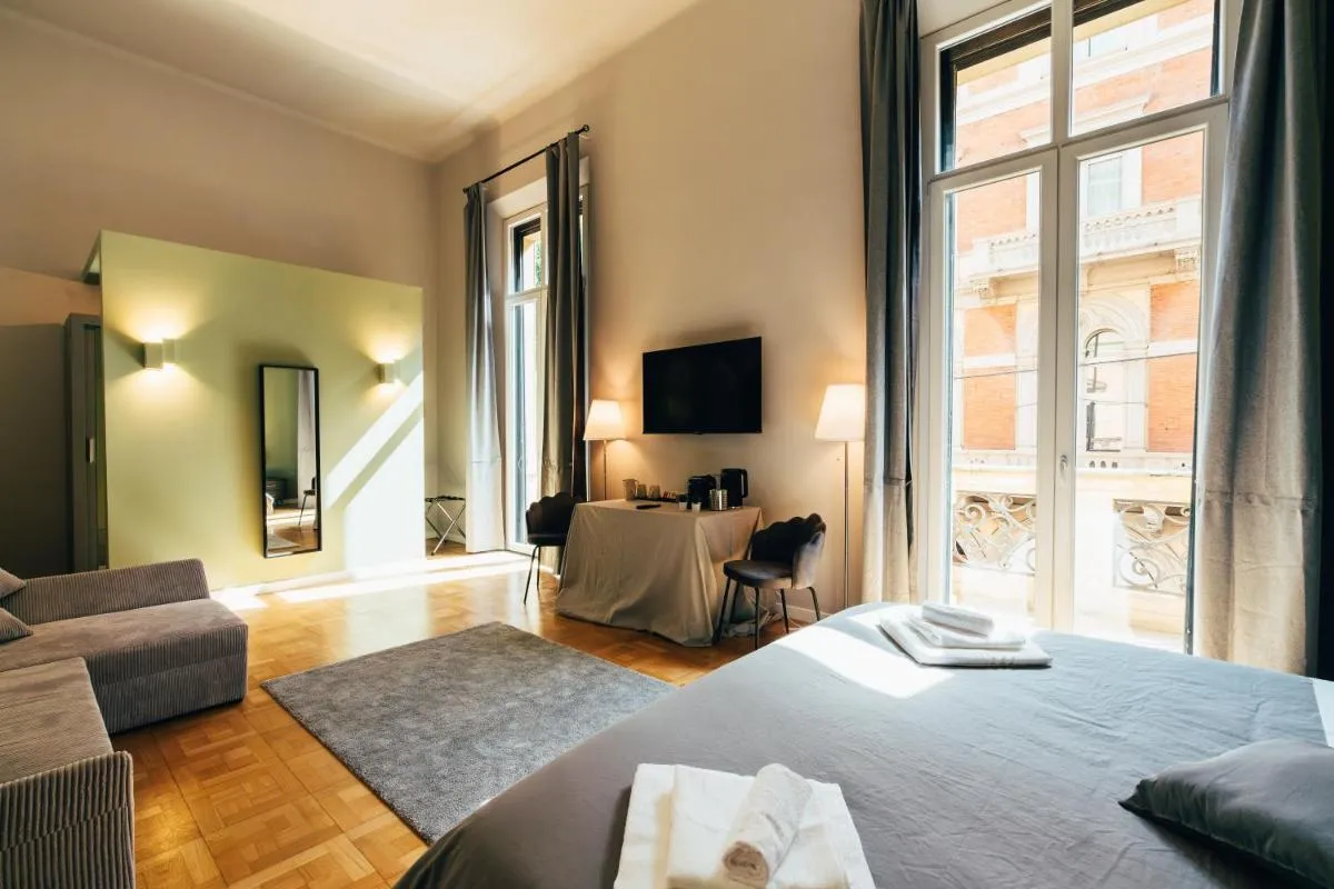 Image 5 of BOLOGNA SUITES – PRIVATE BATHROOM