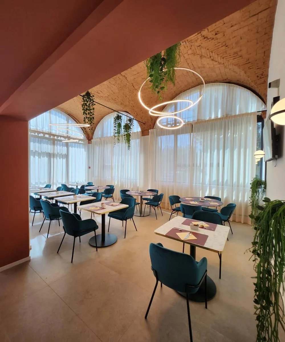 Image 6 of Bleis Hotel