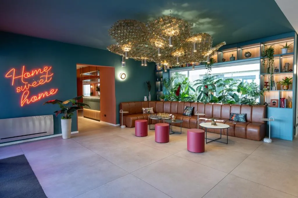 Image of Bleis Hotel