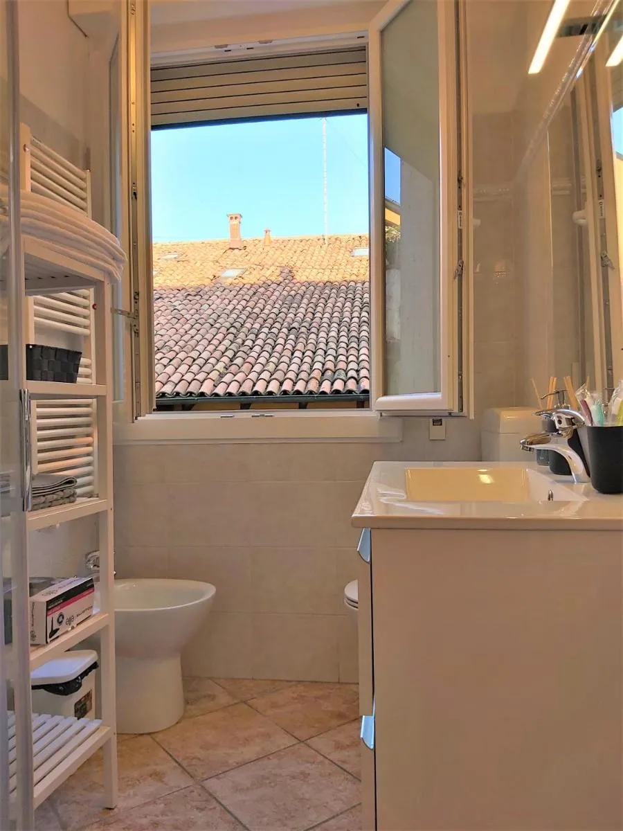 Image 4 of Bologna Apartment