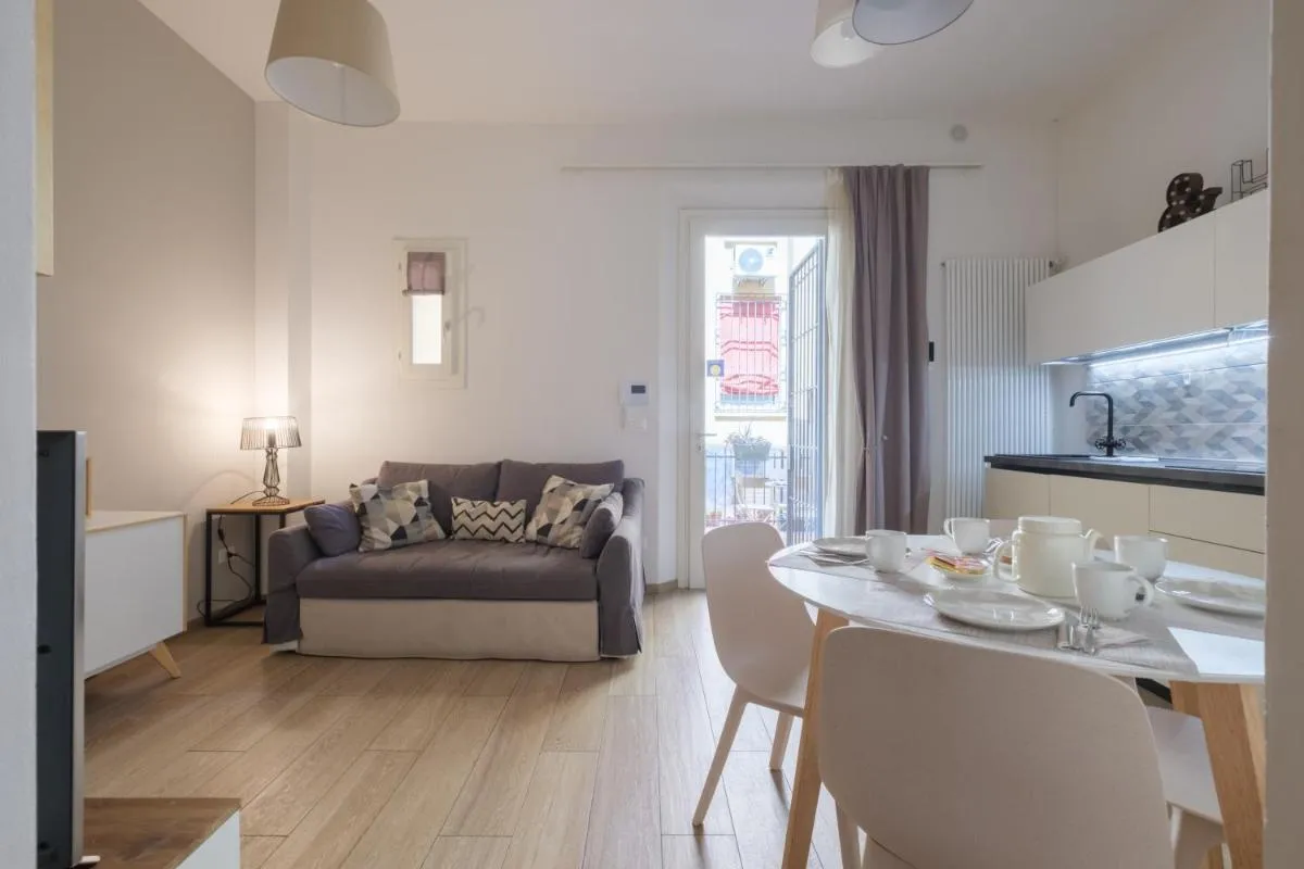 Image 2 of Bologna House Due Torri Apartment