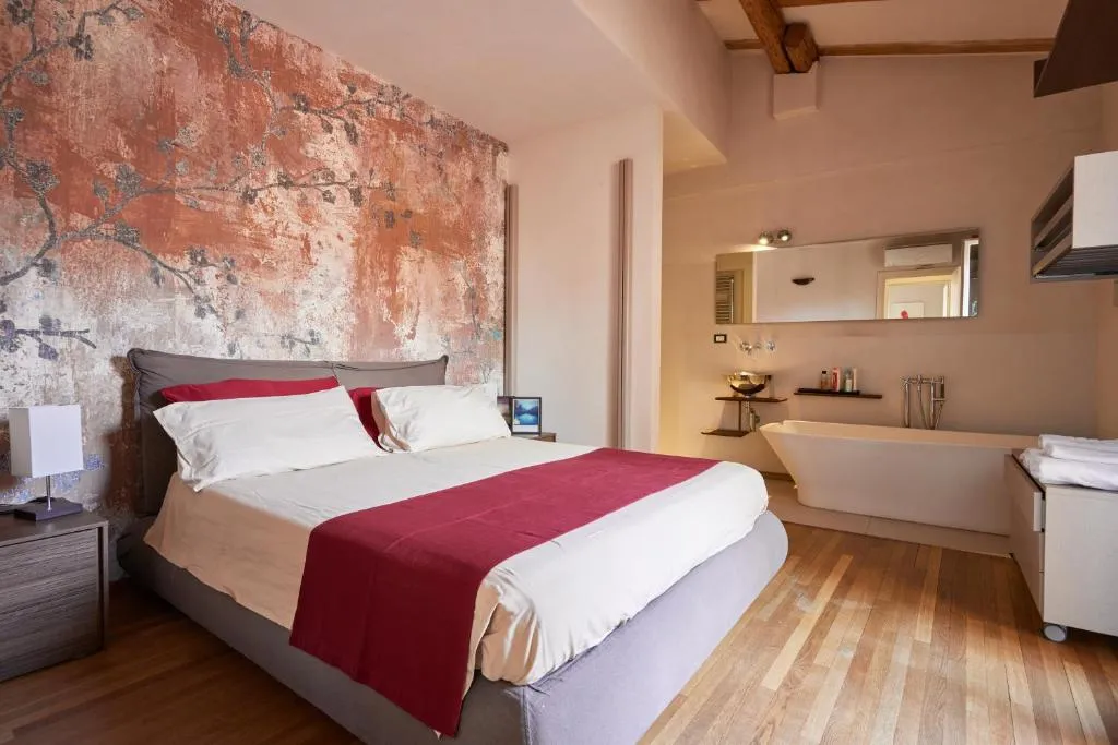 Image of Bright and Peaceful Apartment in Historic Palazzo