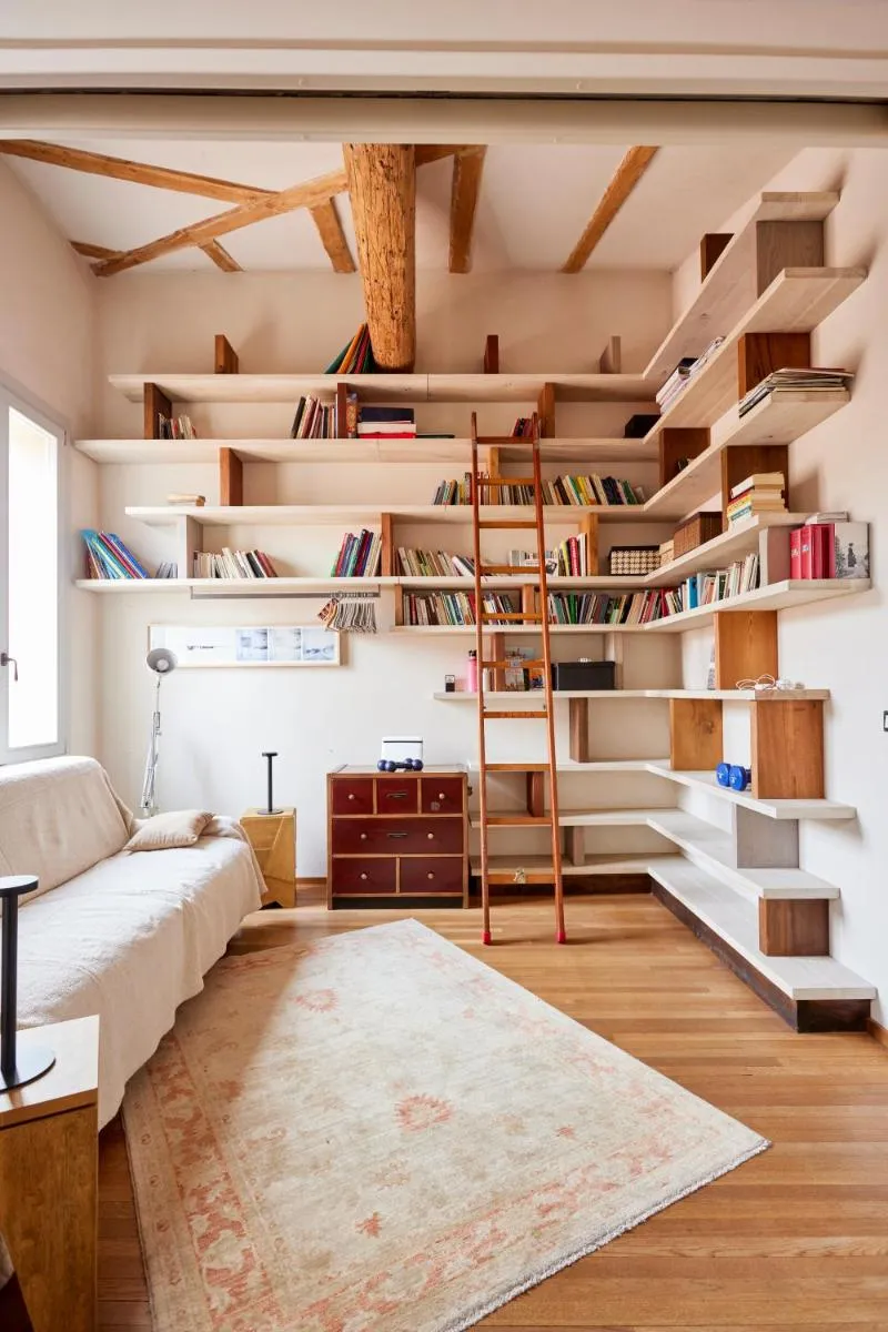 Image 5 of Bright and Peaceful Apartment in Historic Palazzo
