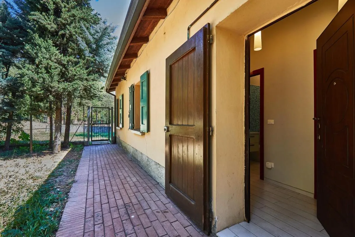 Image 2 of CARLOTTA FIERA SUITE