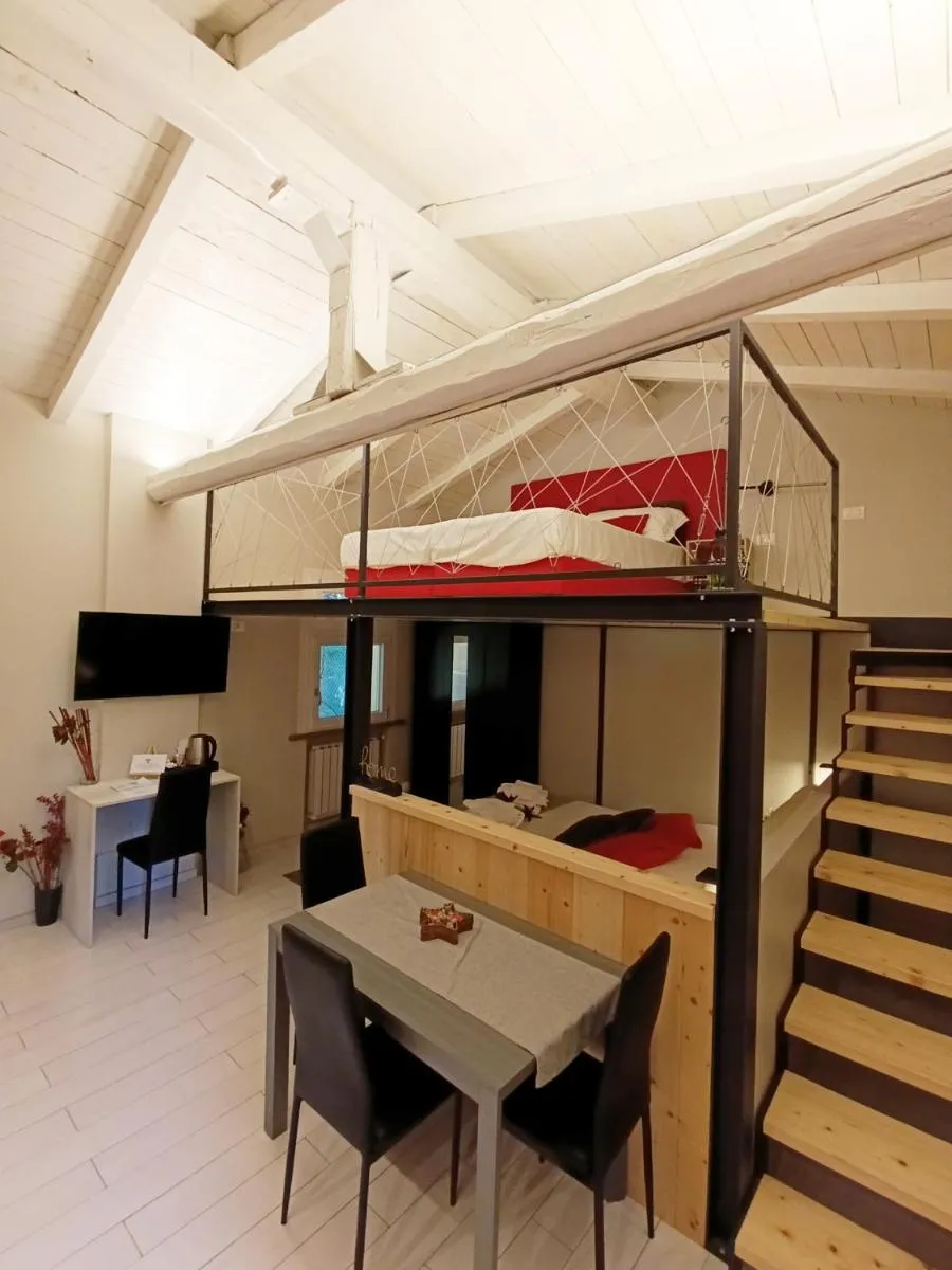 Image 3 of CARLOTTA FIERA SUITE