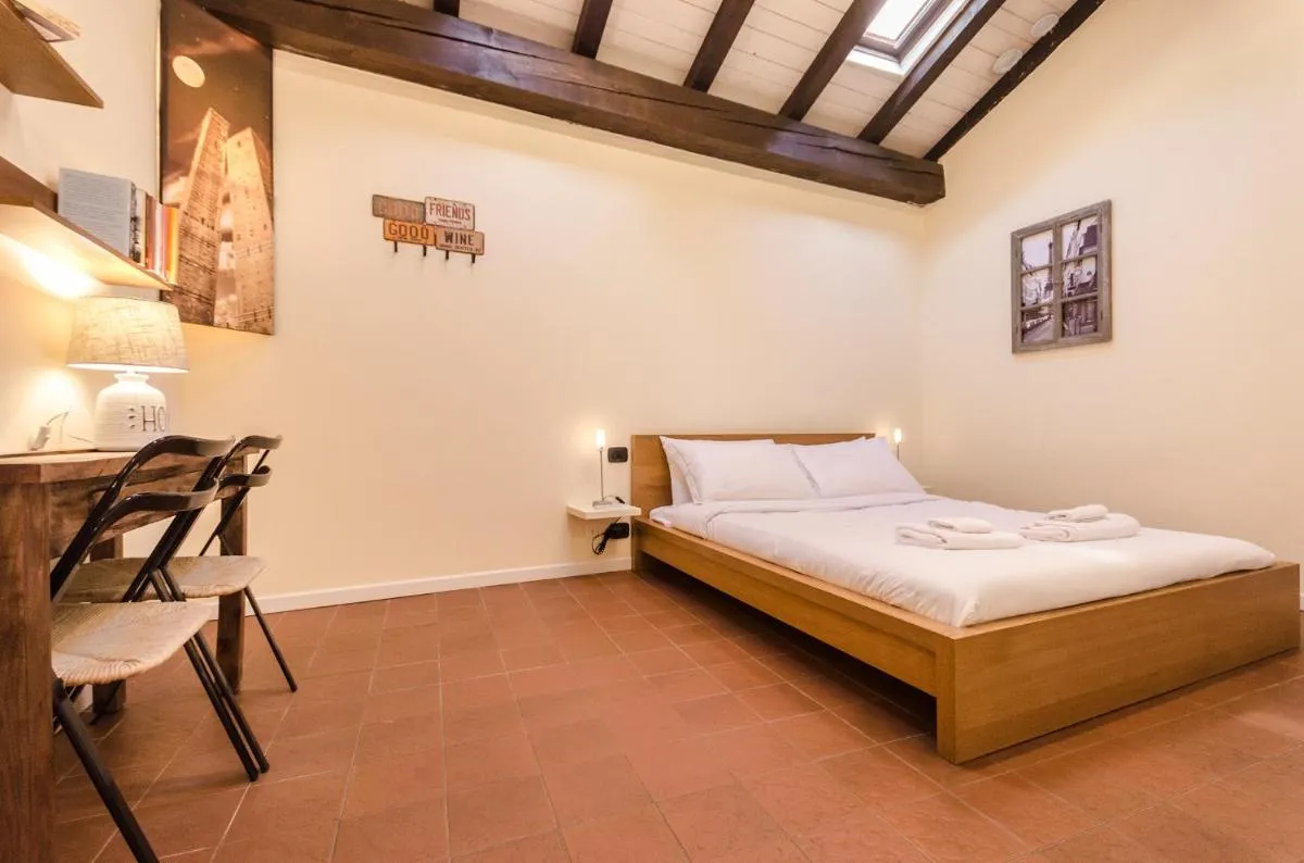 Image 1 of Ca’ di Leo, Private Terrace in Historical Center