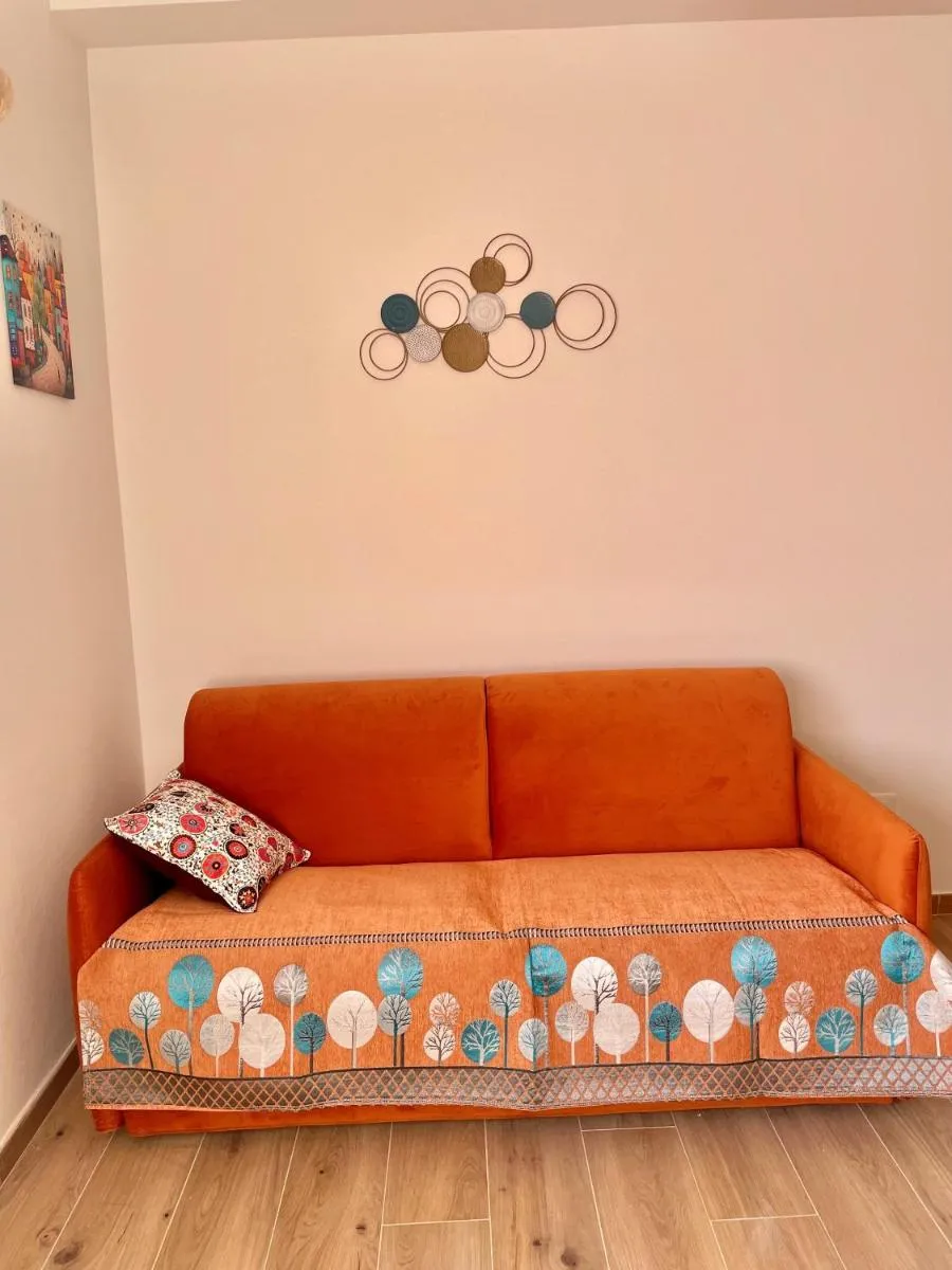 Image 4 of Casa Colore