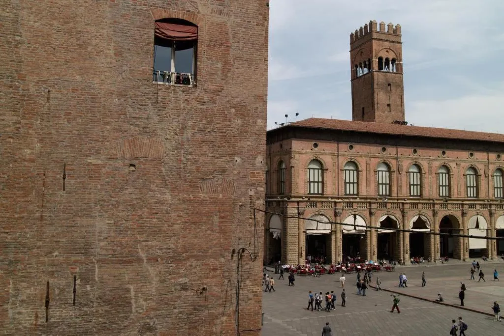 Image of Casa Isolani Luxury Rooms Piazza Maggiore 1