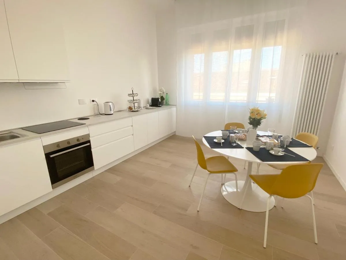Image 1 of Casa L&R
