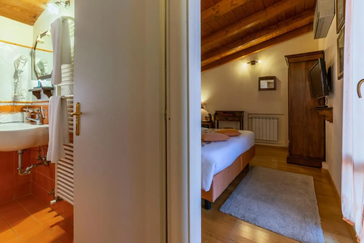 Image 2 of Casa Miramonte